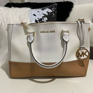 MK bag used like new